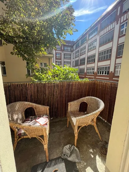 Modernisiertes Single Apartment mit Balkon am Arnimplatz — photo 1